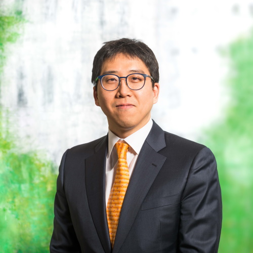 Portrait of Jason Cho