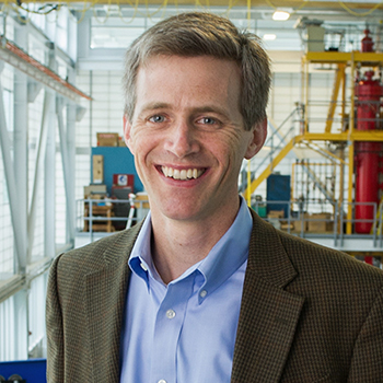 Portrait of SEI Director Tim Lieuwen