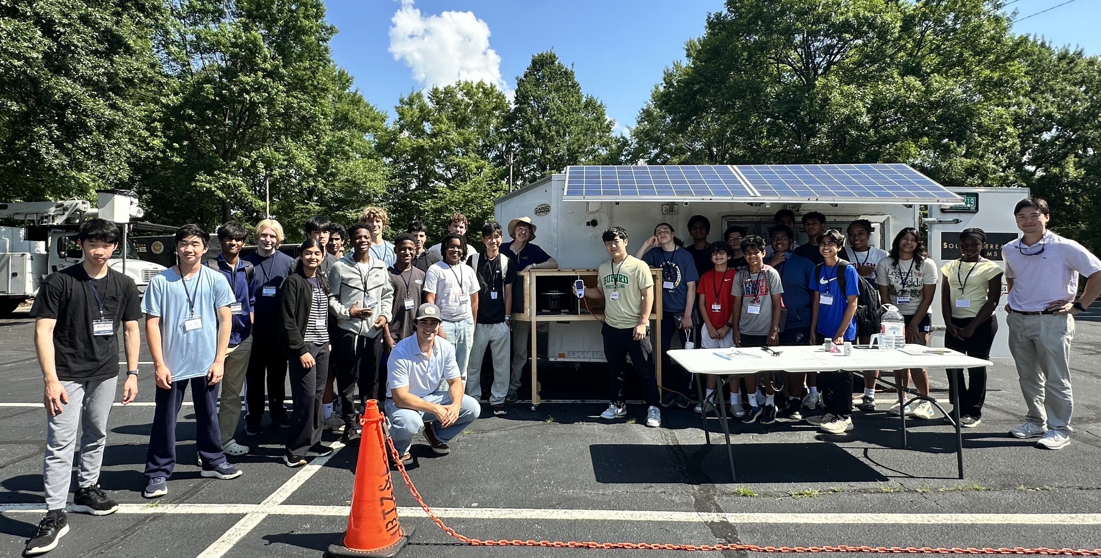 Group Picture of the 2026 Energy Unplugged Camp Participants along with Rich Simmons, and Student Assistants William Nudd and Alvaro Hucker