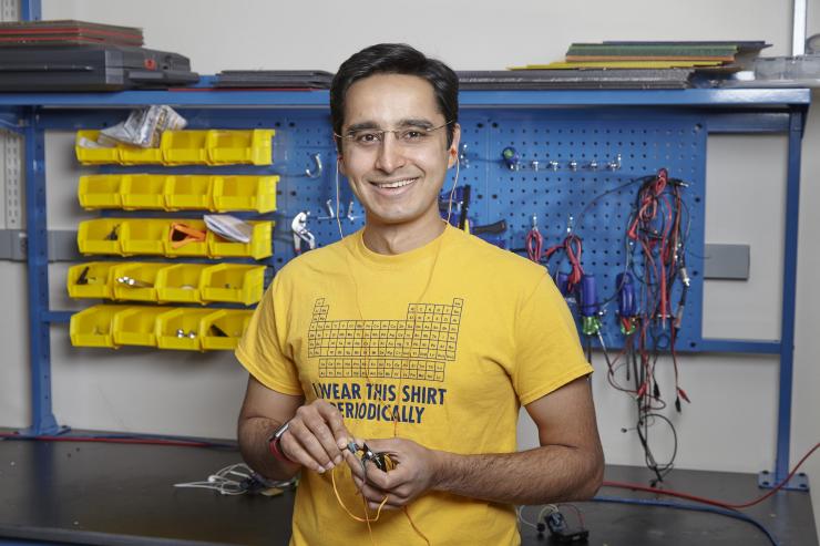 Saad Bhamla posed in the laboratory