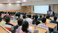 Paul Joseph teaches a session on nanotechnology to undergraduate students