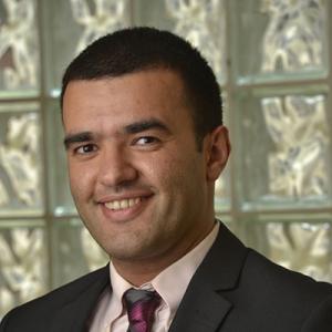 Portrait of Saman Zonouz.