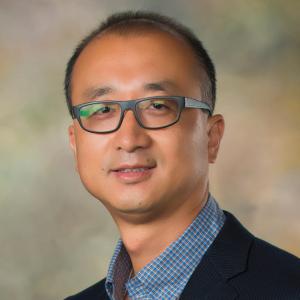 Junshan Liu headshot