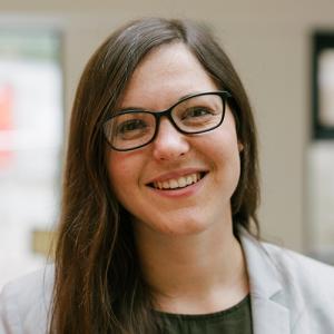 Portrait of Nicole Kennard.